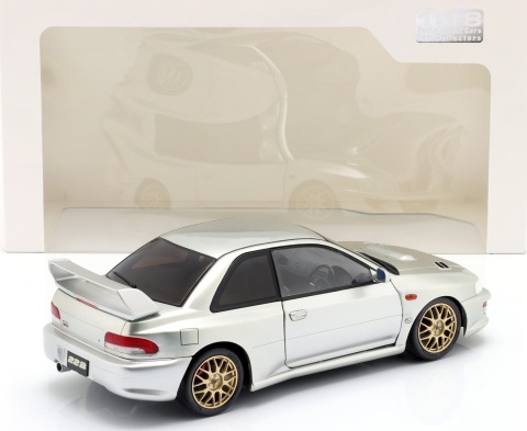 SUBARU IMPREZA 22B 1998 metal model S1807408 Solido 1:18 srebrny