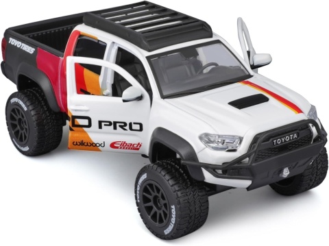 TOYOTA Tacoma TRD 2023 pickup 1:27 model off oad Maisto Design 32546
