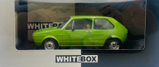 VW Volkswagen Golf I 1974 model 124264 WhiteBox 1:24 zielony
