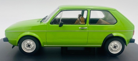 VW Volkswagen Golf I 1974 model 124264 WhiteBox 1:24 zielony