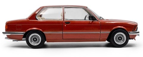 BMW 323i (E21) 1980 model S1812802 Solido 1:18 chestnut red metallic