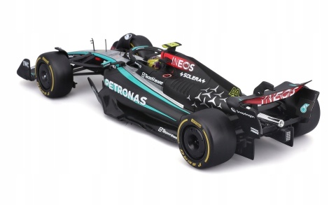 Bolid F1 Mercedes AMG W15 E 2024 #44 Lewis Hamilton 1:24 w gablotce