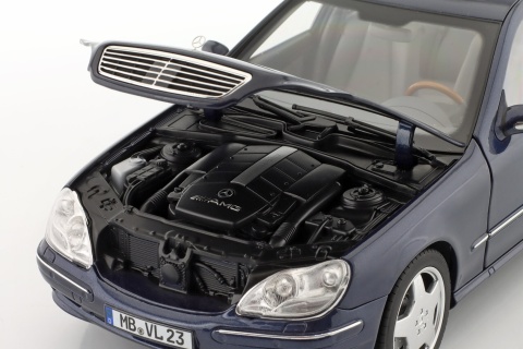 MERCEDES BENZ S-Class S55 AMG W220 (2000) model 183817 Norev 1:18 granatowy
