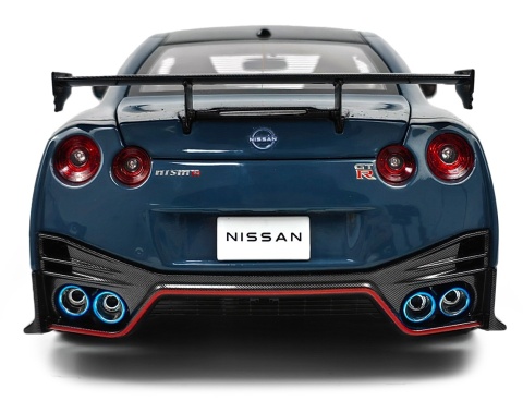 Nissan GT-R Nismo R35 (2022) model 5559LH Paudi 1:18