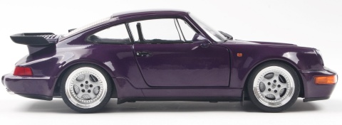 PORSCHE 911 (964) TURBO 1990 model S1803412 Solido 1:18 fioletowy