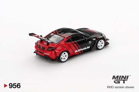 TOYOTA GR86 HKS Type R ADVAN 2022 Tokyo Auto Salon MGT00956 MiniGT 1:64
