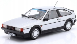 VW Volkswagen Scirocco GTX 16V (1988) model 188635 Norev 1:18 srebrny