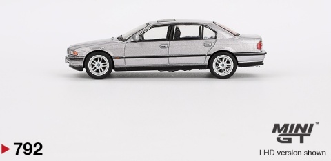 BMW 750 IL (E38) 2000 Aspen silver metallic MGT00792 MiniGT 1:64