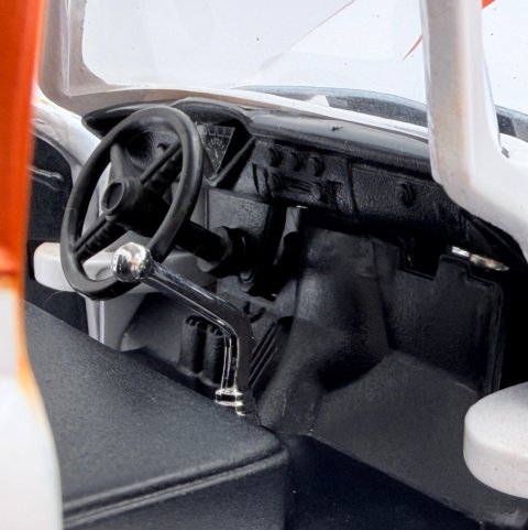 Chevrolet 3100 Stepside 1955 model 1:24 Motormax 79888 Kult Klassics