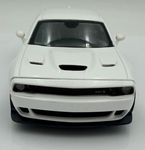 DODGE Challenger SRT Hellcat 1:24 Motormax 79350 biały