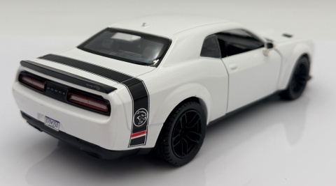 DODGE Challenger SRT Hellcat 1:24 Motormax 79350 biały