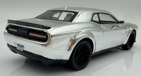 DODGE Challenger SRT Hellcat 2018 model 1:24 Motormax 79095 lustro chrom