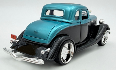 Ford Coupe 1934 model 1:24 Motormax 79887 Kult Klassics
