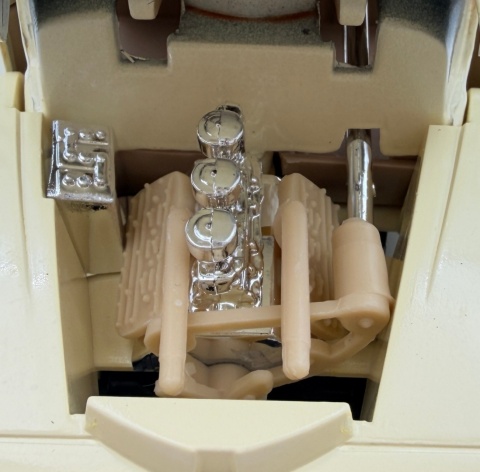 Ford Jailbar Pickup 1942-47 model 1:24 Motormax 79883 Kult Klassics