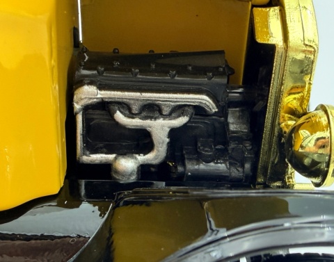 Ford Model T Touring convertible 1925 1:24 Platinum Motormax 79328 żółty