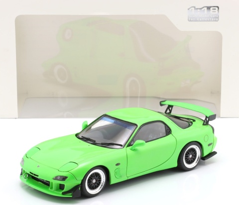 MAZDA RX-7 Type RS (FD35) 1999 model S1810606 Solido 1:18 zielony