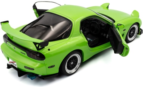 MAZDA RX-7 Type RS (FD35) 1999 model S1810606 Solido 1:18 zielony