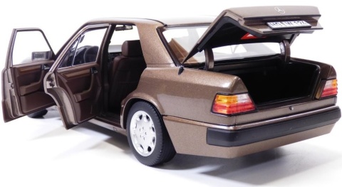 MERCEDES-BENZ 230 E W124 1990 model 183954 Norev 1:18 brązowy