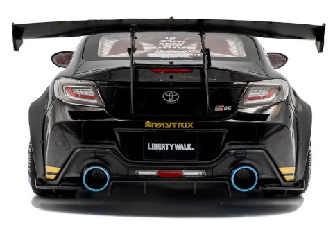 Toyota GR86 LBWK Body Kit 2024 model S1813603 Solido 1:18 czarny ze złotym
