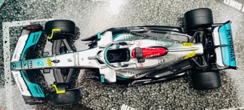 ZESTAW Mercedes F1 TYLKO Hamilton W10, W12, W13, W15 BBurago 1:43 18-38093