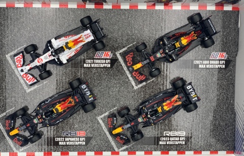 ZESTAW Red Bull F1 TYLKO Verstappen 2023-2024 RB19 RB20 BBurago 1:43