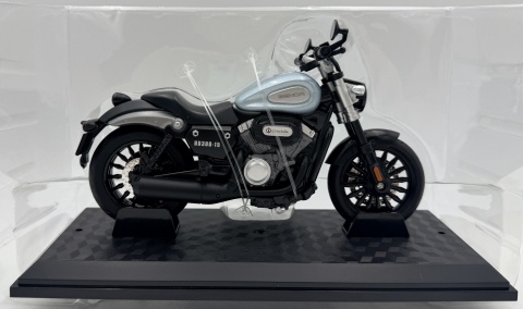 Benda Chinchilla 300 motocykl model 1:12 LED dźwięk Huayi M12-9 niebieski
