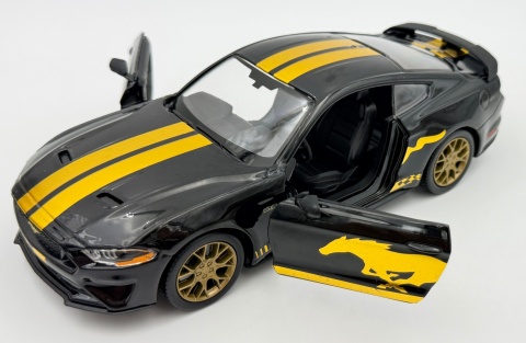 Ford MUSTANG GT 2018 model 1:24 Motormax 79204 Midnight Eclipse