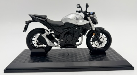 Honda CB400F motocykl model 1:12 LED dźwięk Huayi M12-19 srebrny