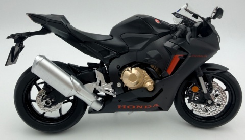 Honda CBR 1000RR Fireblade motocykl DUŻY model 1:9 Huayi M9-11A czarny