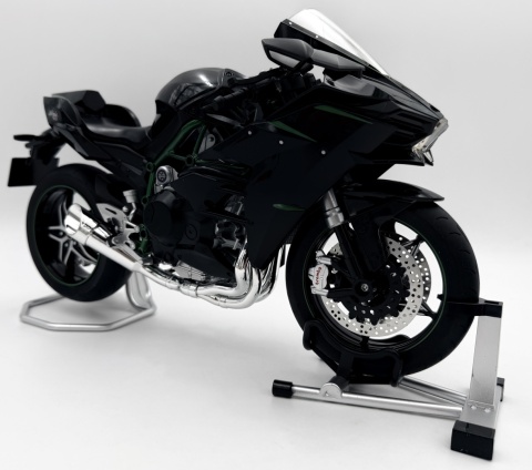 Kawasaki Ninja H2R DŹWIĘK DYM LED model 1:9 Huayi M6-2A czarny