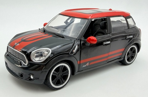 MINI Cooper S Countryman z przyczepką kempingową model 1:24 Motormax 79762