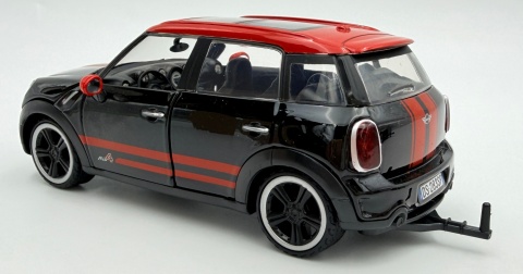MINI Cooper S Countryman z przyczepką kempingową model 1:24 Motormax 79762