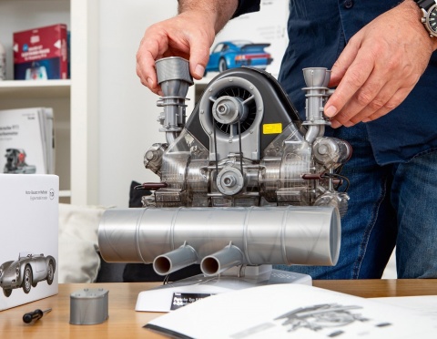 MODEL silnika Porsche 911 Carrera 547 4 cylindry boxer do złożenia 1:3 race
