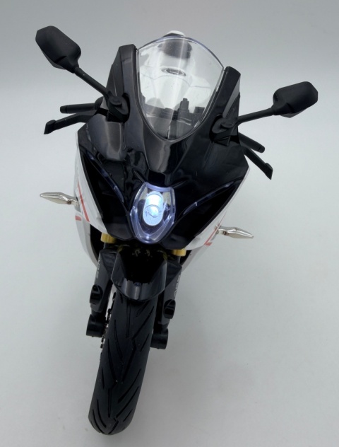 Suzuki GSX-1000R motocykl DUŻY model 1:9 Huayi M9-10A