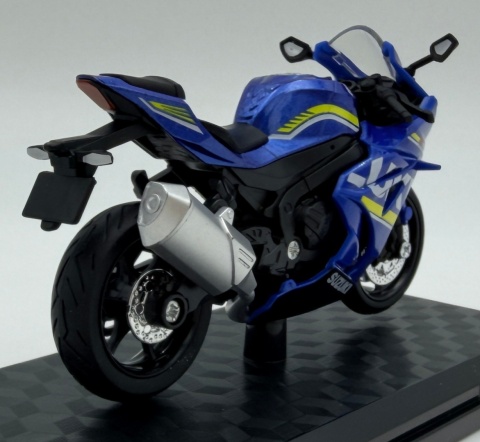 Suzuki GSX 1000R motocykl model 1:18 Huayi M18-3B niebieski