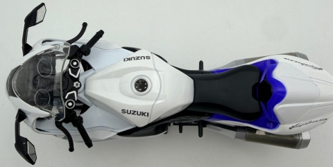 Suzuki Hayabusa GSX 1300R 2024 DUŻY model LED 1:9 Huayi M9-9A biały
