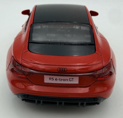 Audi RS e-tron GT z napędem światło dźwięk METAL 1:36 MSZ 68721 czerwony