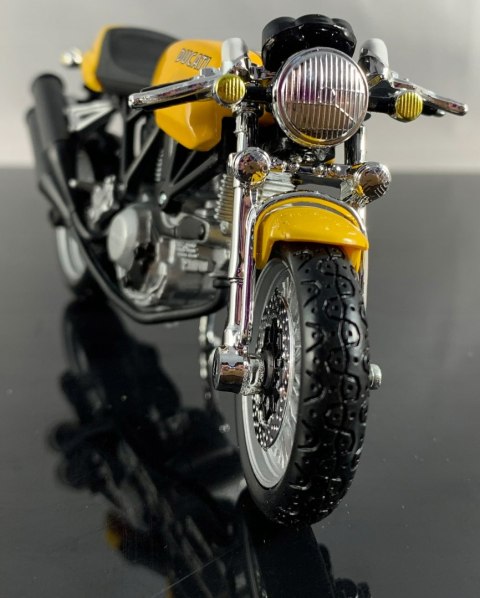 DUCATI Sport 1000 motocykl 1:18 Maisto DUCATI Sport 1000 motocykl 1:18 Maisto