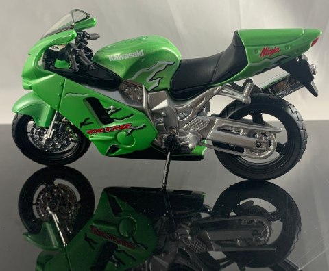 KAWASAKI ZX-12R Ninja motocykl model 1:18 Maisto KAWASAKI ZX-12R Ninja motocykl model 1:18 Maisto