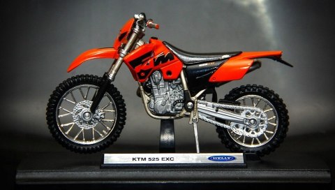 KTM 525 EXC motocykl model 1:18 Welly metalowy KTM 525 EXC motocykl model 1:18 Welly metalowy