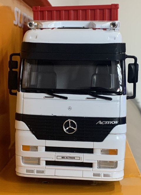 MERCEDES Actros ciągnik z naczepą TIR WELLY 1:32 MERCEDES Actros ciągnik z naczepą TIR WELLY 1:32