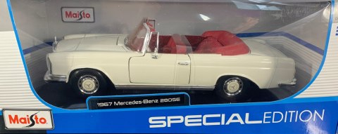 Mercedes 280 SE Cabrio '67 1:18 model Maisto 31811 Mercedes 280 SE Cabrio '67 1:18 model Maisto 31811