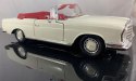 Mercedes 280 SE Cabrio '67 1:18 model Maisto 31811