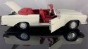 Mercedes 280 SE Cabrio '67 1:18 model Maisto 31811