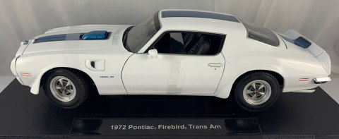 PONTIAC 1972 Firebird Trans Am 1:18 model WELLY PONTIAC 1972 Firebird Trans Am 1:18 model WELLY