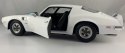 PONTIAC 1972 Firebird Trans Am 1:18 model WELLY