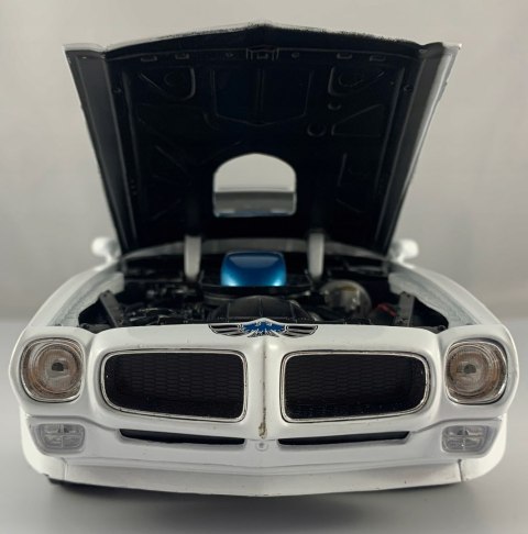 PONTIAC 1972 Firebird Trans Am 1:18 model WELLY PONTIAC 1972 Firebird Trans Am 1:18 model WELLY