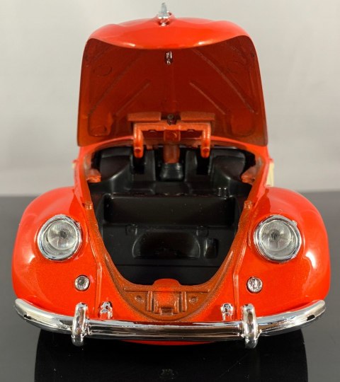 Volkswagen Beetle 1951 1:18 model Maisto 32614 Volkswagen Beetle 1951 1:18 model Maisto 32614