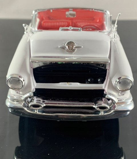 1955 OLDSMOBILE SUPER 88 MODEL METAL WELLY 1:24 1955 OLDSMOBILE SUPER 88 MODEL METAL WELLY 1:24