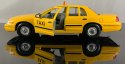 1999 FORD CROWN VICTORIA MODEL METAL WELLY 1:24